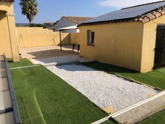 Maison au calme avec piscine — Maison au calme avec piscine