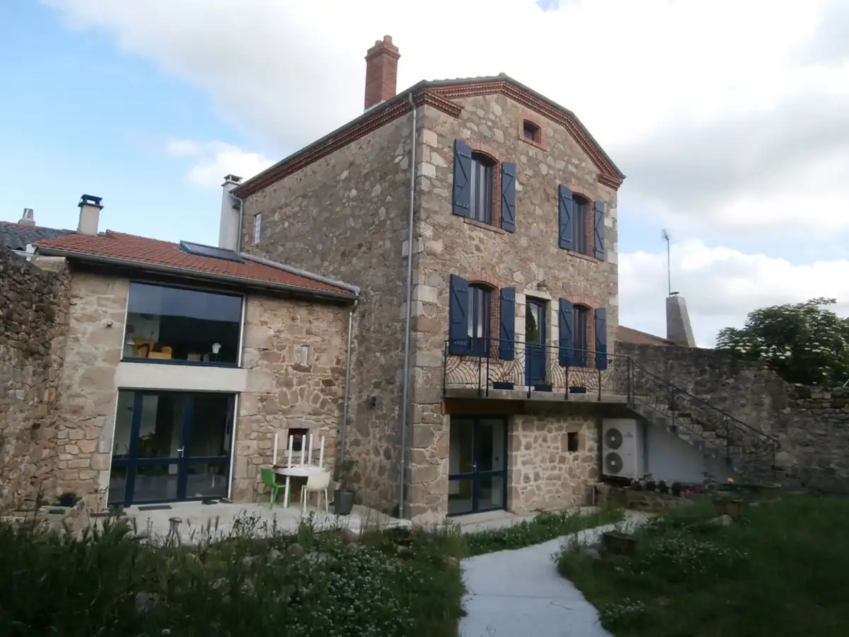 LA MAISON DE LOUIS