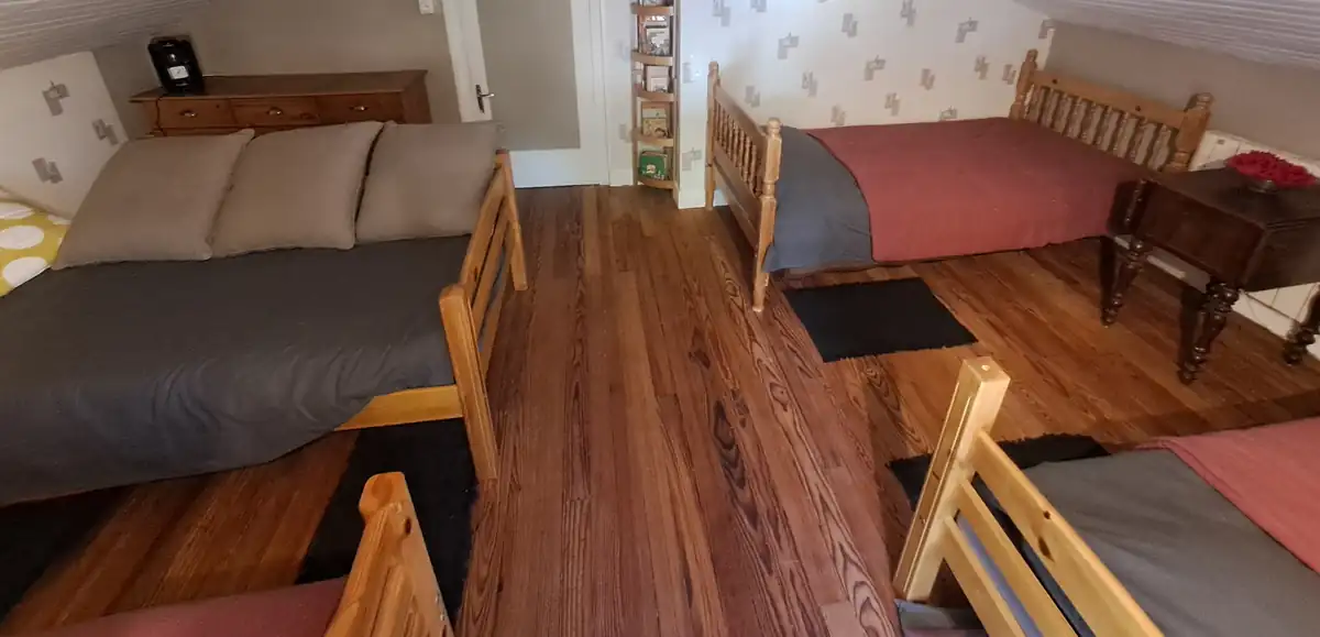 ECLUSE d'HÔTE chambre < 4pers