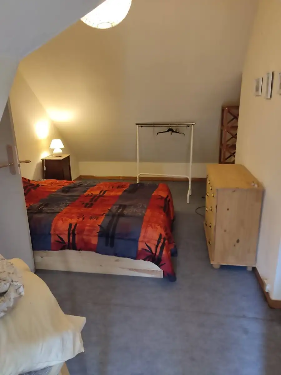 chambre chez l'habitant — chambre bleue