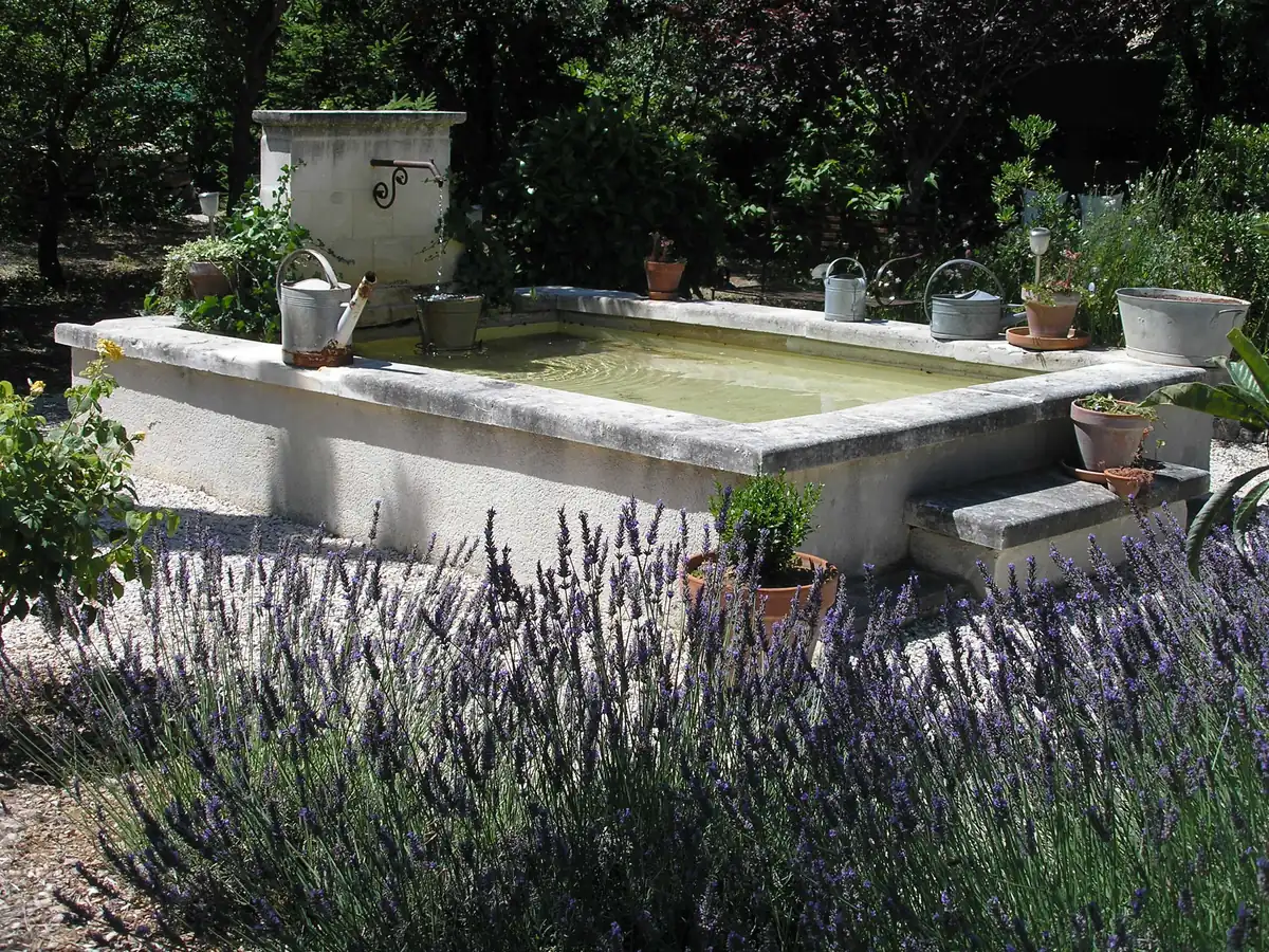 Le clos des lavandes-Chambres d'hôtes de charme climatisées