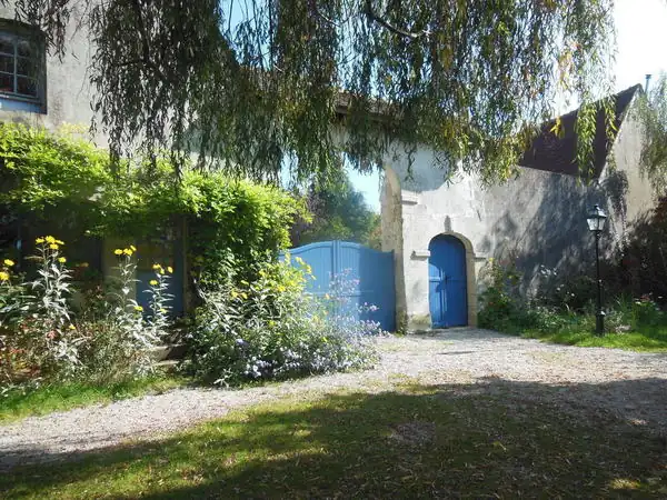 Les Grands Prés