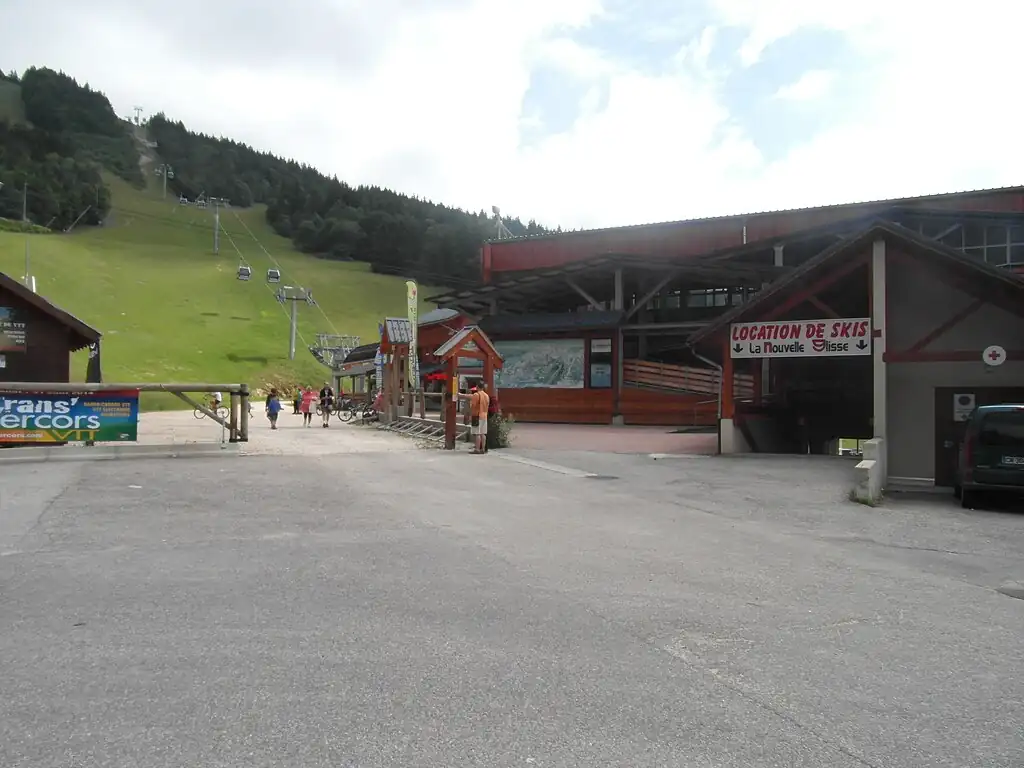 Espace_Villard-Correncon_-_Telecabines_Cote