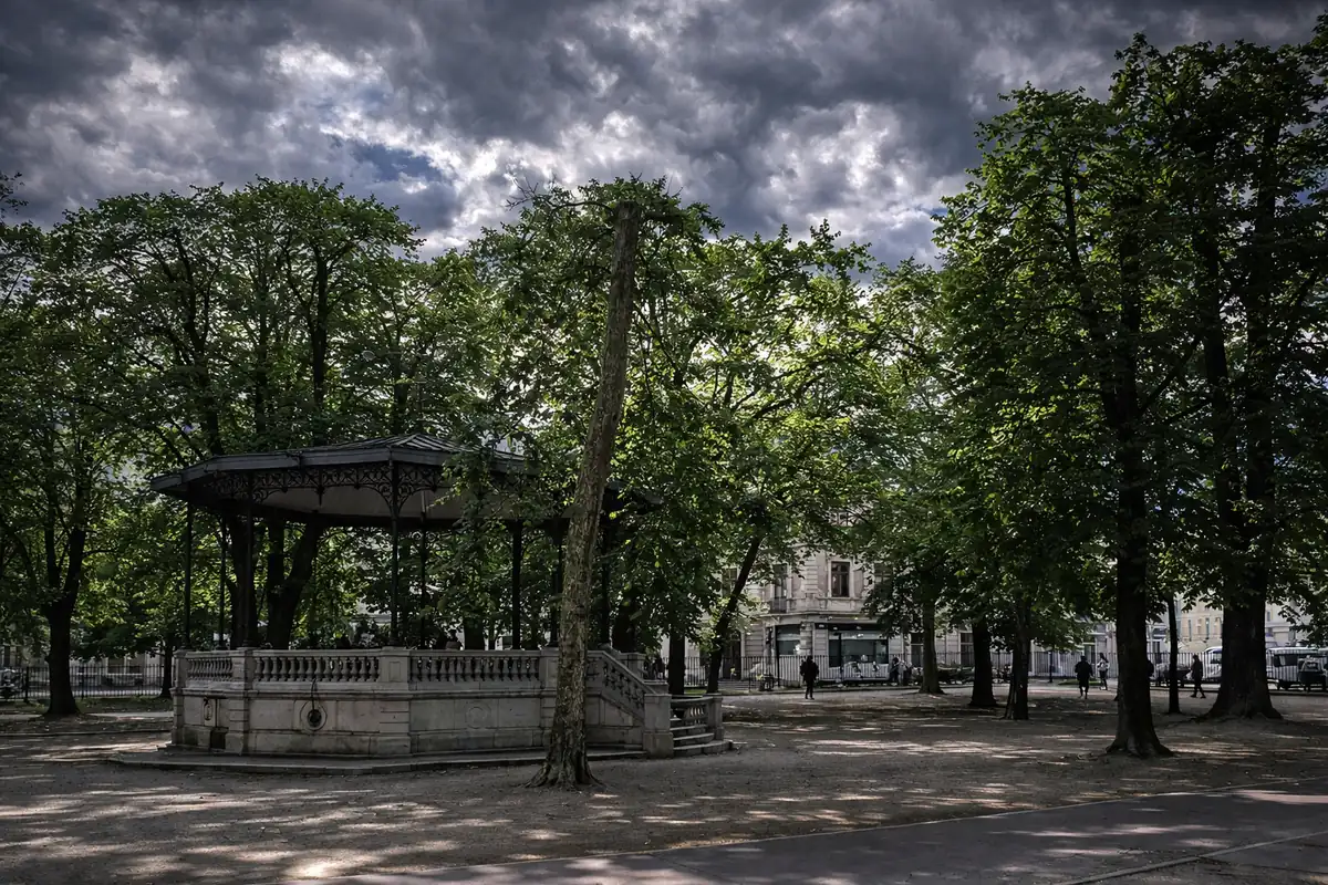 La promenade Granvelle à Besançon, jardin classé bordé de terrasses